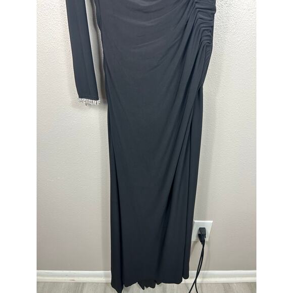 Mac Duggal One Shoulder Bewjewled Cuff Sleeve Gown Black Sz 4 Formal - Picture 5 of 9